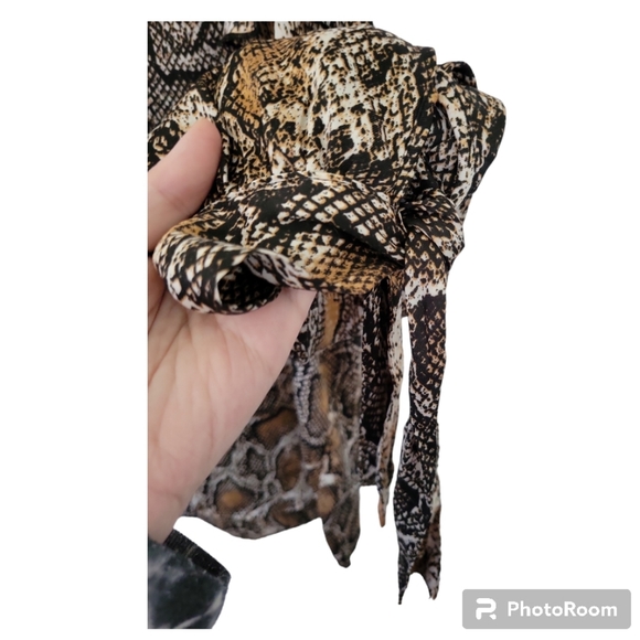 Zara Snakeskin print blouse - Picture 2 of 3